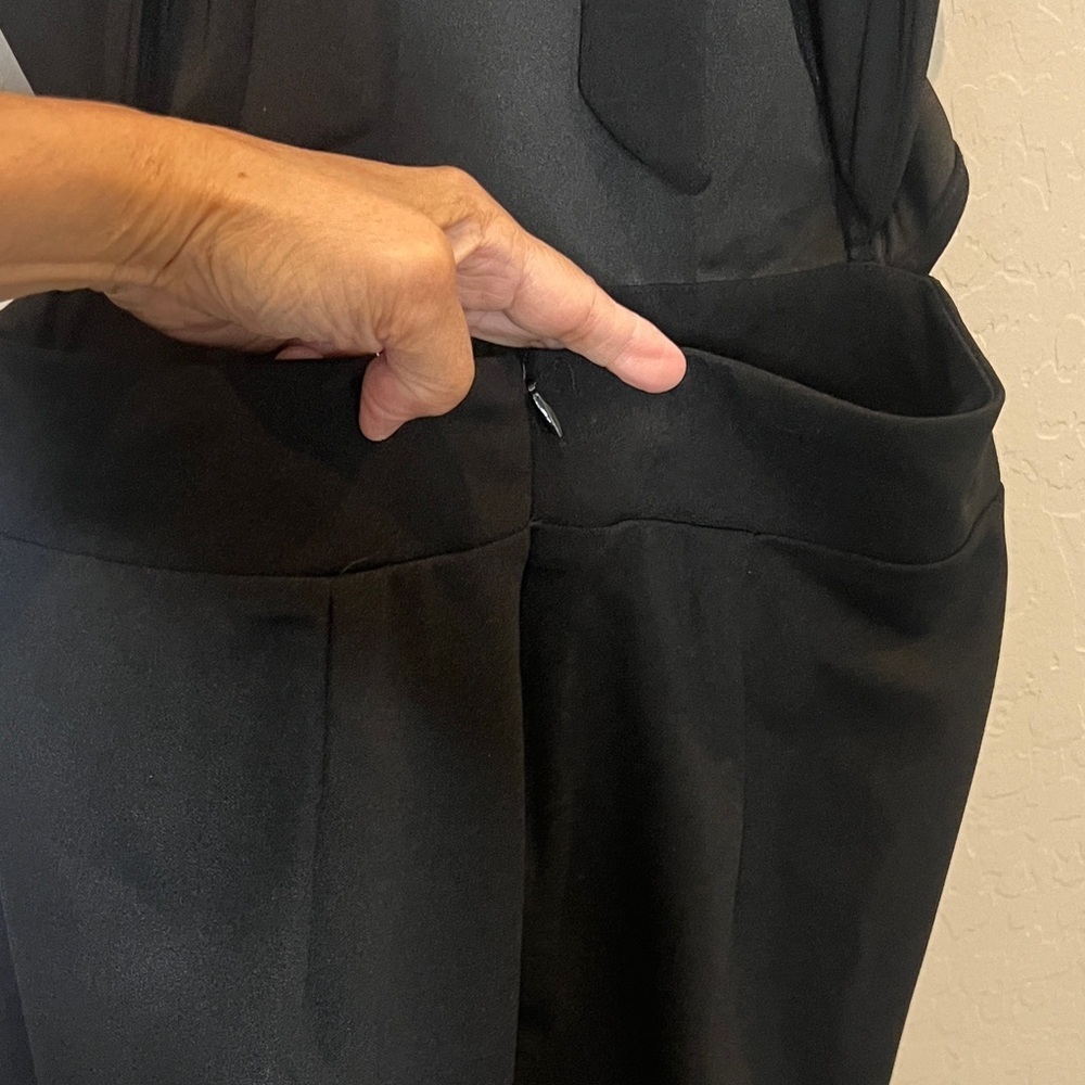 Hello Molly Black Flutter Sleeve Jumpsuit with tie and cutting back Small - Picture 9 of 12